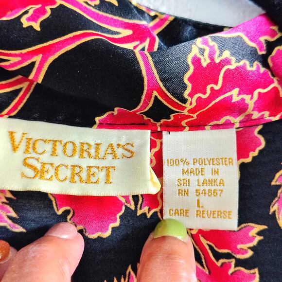 Vintage Victoria's Secret Large Button Front Sleep Shirt Black Red Floral Satin - Picture 3 of 9